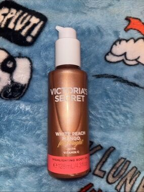 Victoria's Secret White Peach Mango Shimmering Body Oil